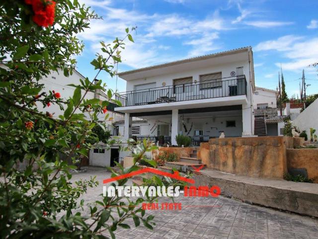 Chalet en venta en Caldes De Montbui