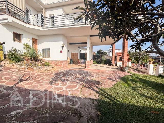 Chalet en venta en Caldes De Montbui