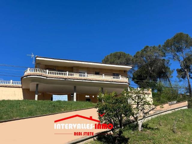 Chalet en venta en Caldes De Montbui