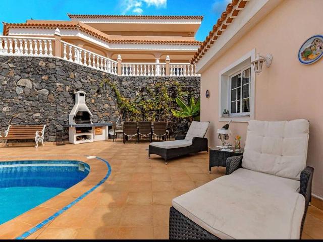 Chalet en venta en La Postura, Adeje