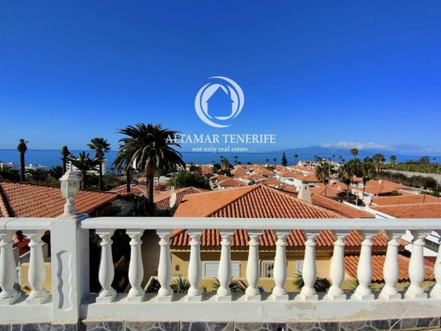 Chalet en venta en La Postura, Adeje