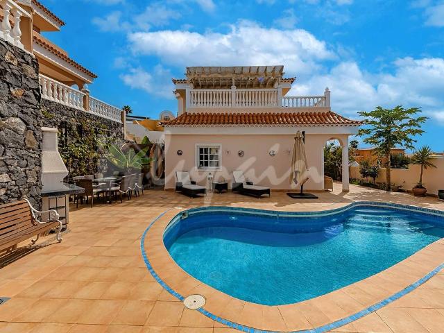 Chalet en venta en La Postura, Adeje