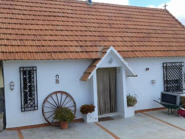 Chalet en venta en La Serranía, Valencia