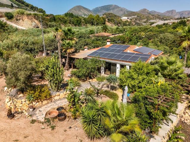 Chalet en venta en la Marina Baixa, Valencia