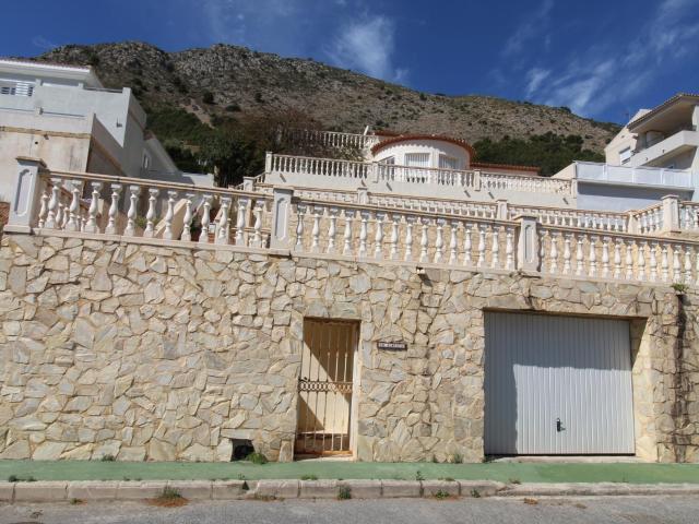Villa en venta en Callosa D'en Sarrià