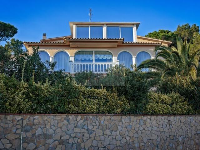 Chalet en venta en Girona