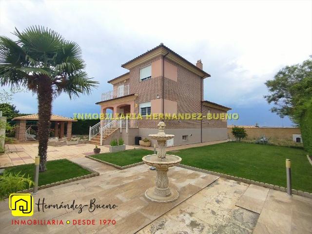 Chalet en venta en Calvarrasa De Abajo, Castilla y León