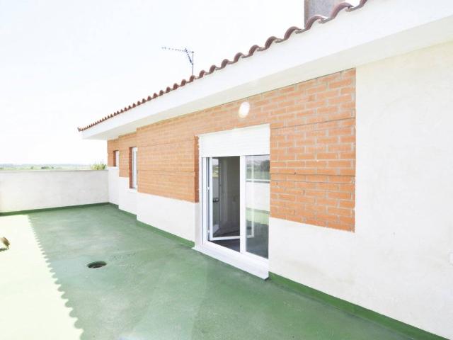 Villa en venta en Calvarrasa De Abajo