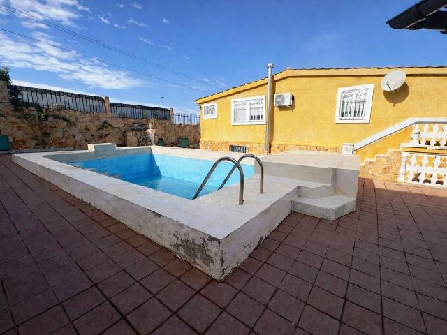 Chalet en venta en Casarrubios Del Monte, Castilla-La Mancha