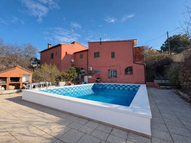 Chalet en venta en Casarrubios Del Monte, Castilla-La Mancha