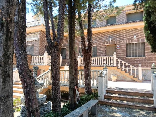 Chalet en venta en Casarrubios Del Monte, Castilla-La Mancha
