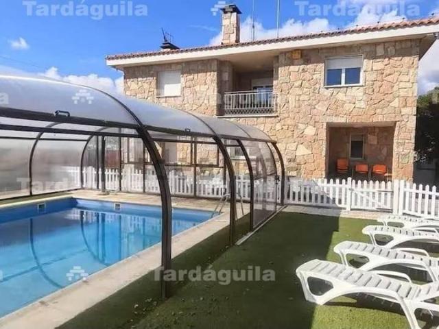 Chalet en venta en Calzada De Valdunciel, Castilla y León