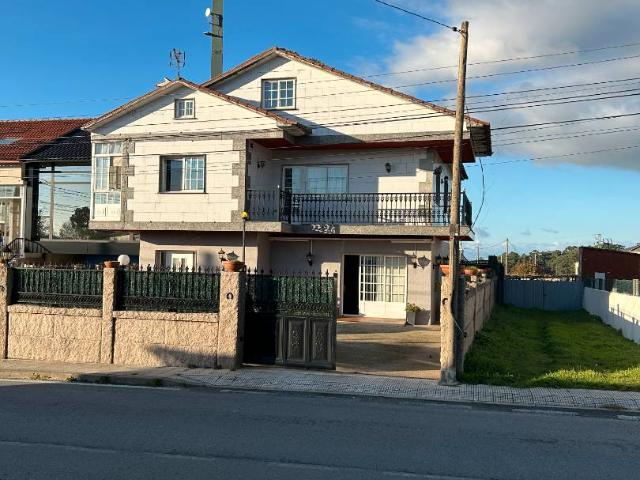 Chalet en venta en Cambados