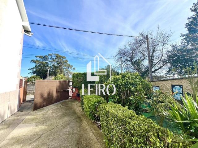 Chalet en venta en Cambados, Os Olmos