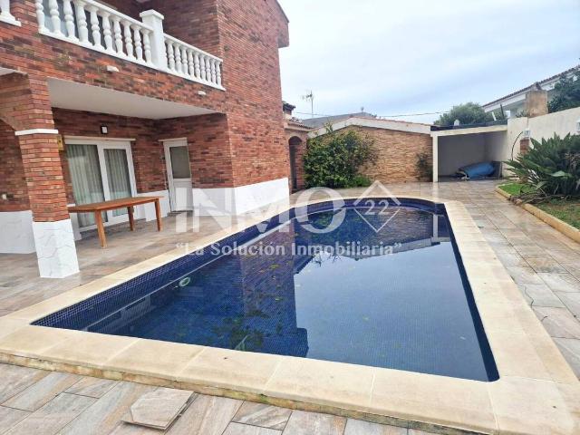 Chalet en venta en la Llosa, Baix Camp