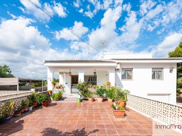 Chalet en venta en el Camp de Túria, Valencia