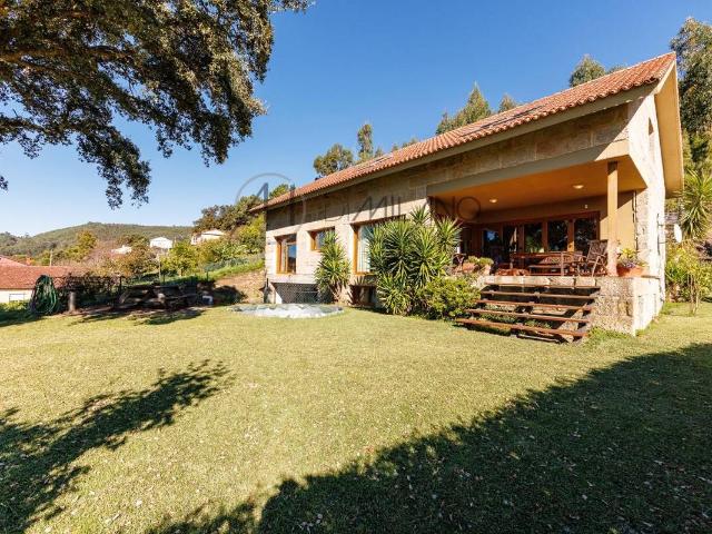 Chalet en venta en A Angustia, Vigo