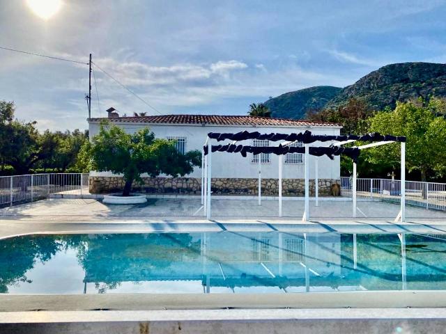 Chalet en venta en El Progreso, el Vinalopó Mitjà / El Vinalopó Medio