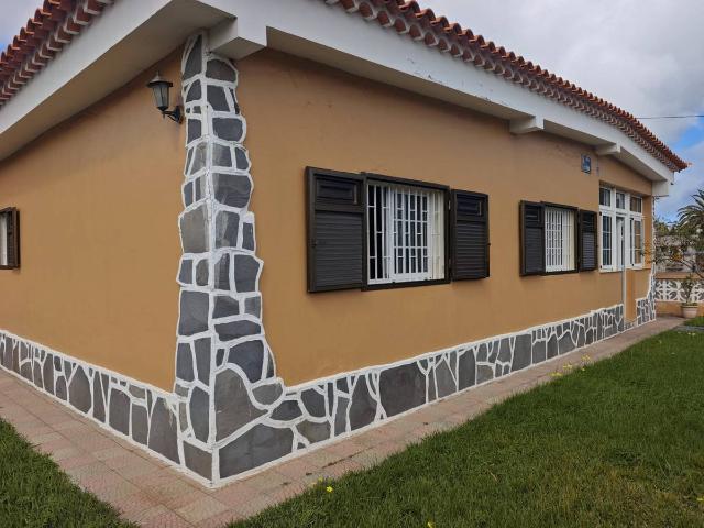 Chalet en venta en El Cantillo, Tacoronte