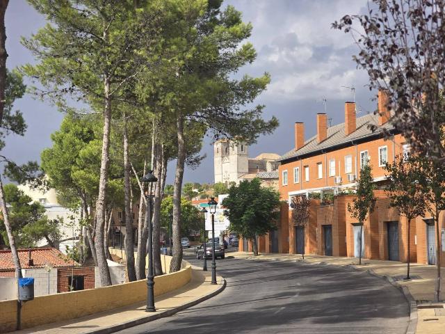 Chalet en venta en Campo Real, Madrid
