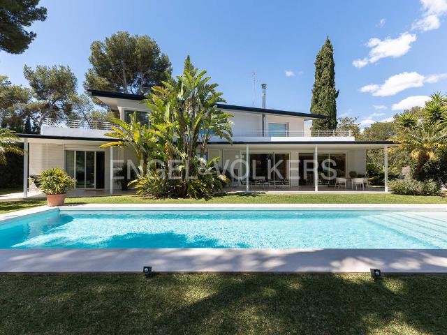 Chalet en venta en Godella, Valencia