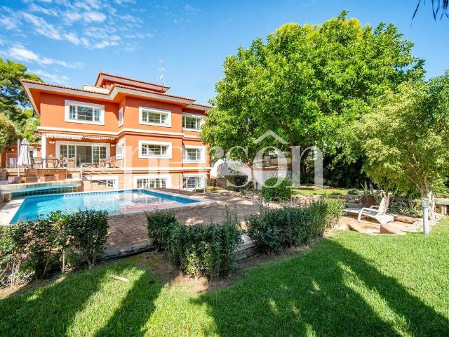 Chalet en venta en Godella, Valencia