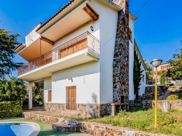 Chalet en venta en Sant Feliu del Racó, Castellar Del Vallès