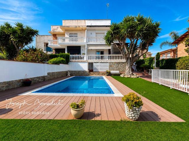 Chalet en venta en Centre, Baix Llobregat