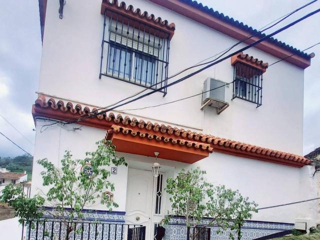 Villa en venta en Canillas De Aceituno