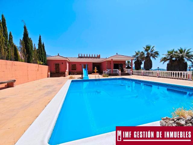 Chalet en venta en La Axarquía, Andalucía