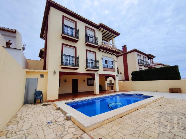 Chalet en venta en La Axarquía, Andalucía