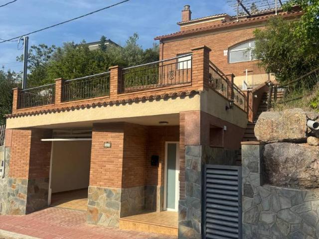 Chalet en venta en Cànoves, Vallès Oriental