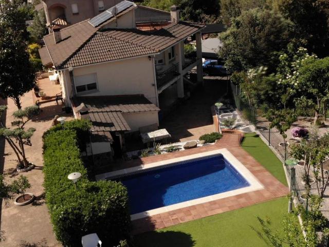 Chalet en venta en Cànoves, Vallès Oriental