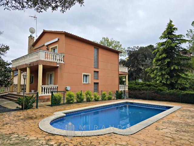 Chalet en venta en Cànoves, Vallès Oriental