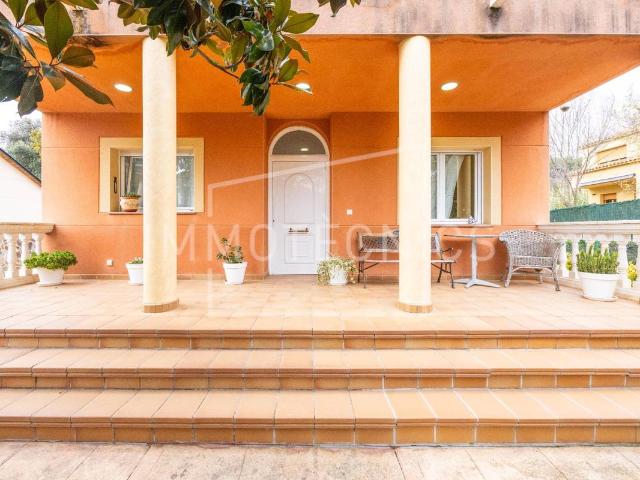 Chalet en venta en Cànoves, Vallès Oriental