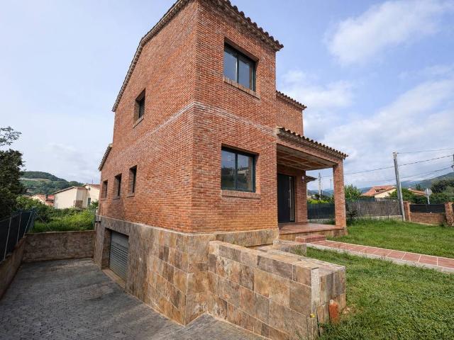 Chalet en venta en Cànoves, Vallès Oriental