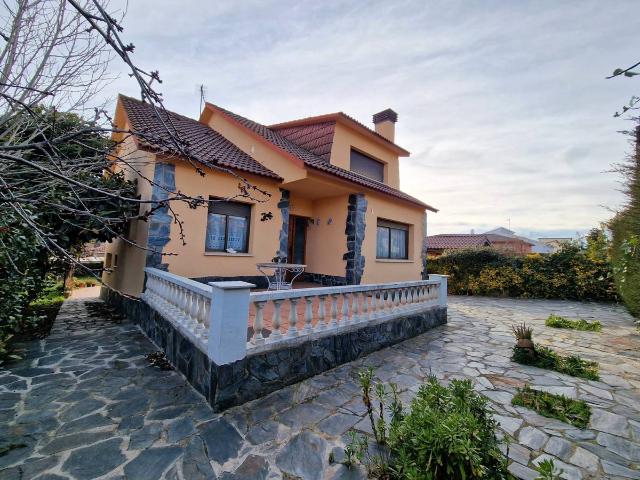 Chalet en venta en Cànoves, Vallès Oriental