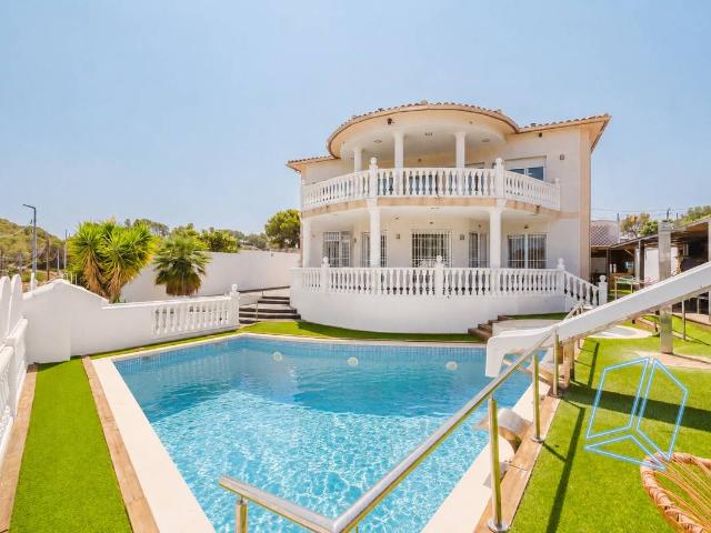 Chalet en venta en les Quintanes, Garraf