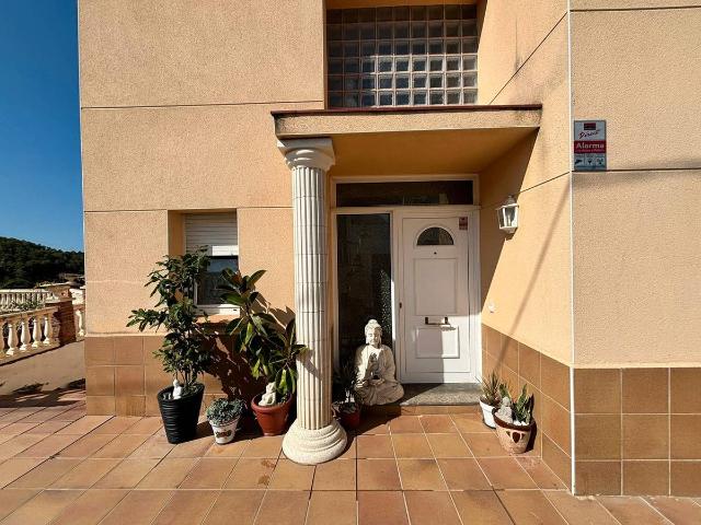 Villa en venta en Canyelles, les Quintanes