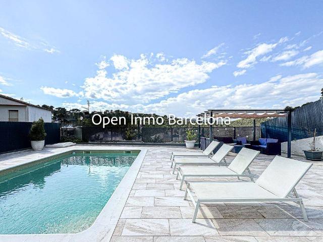 Villa en venta en Canyelles, les Quintanes