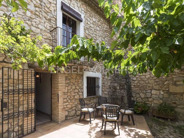 Villa en venta en Canyelles, les Quintanes