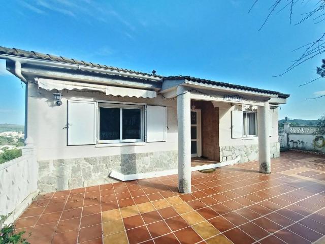 Villa en venta en Canyelles, les Quintanes