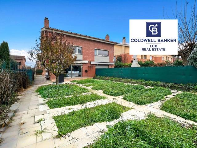Chalet en venta en Plaça Major, Osona