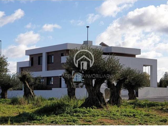 Villa en venta en Carbajosa De La Sagrada, Albahonda IV