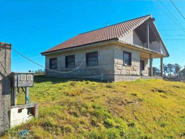 Chalet en venta en Chantada, Galicia