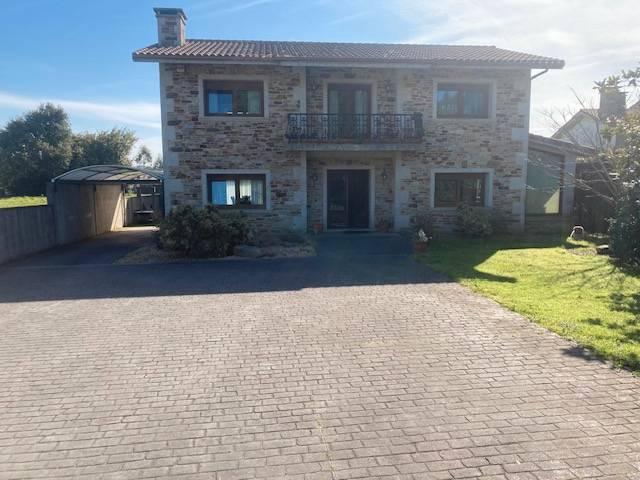 Chalet en venta en Bergantiños, Galicia