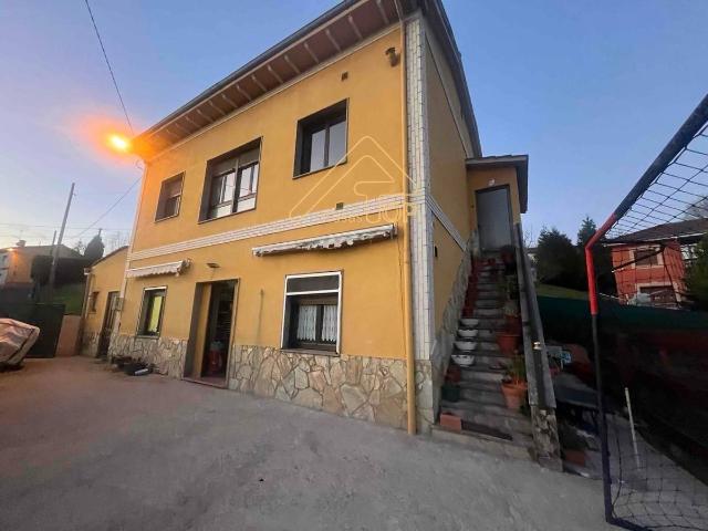 Chalet en venta en Siero, La Venta La Salve