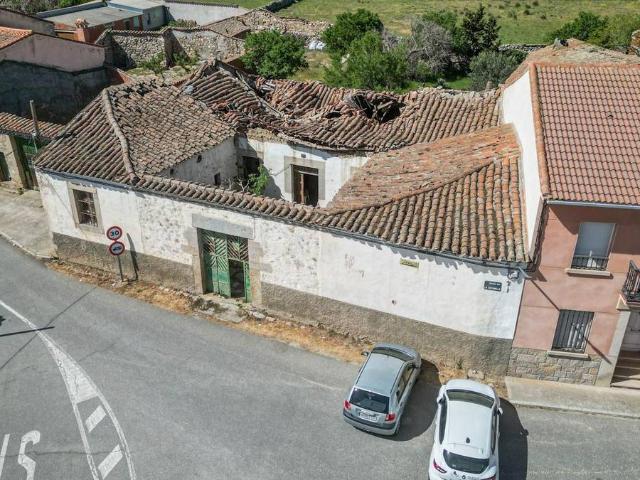 Villa en venta en Cardeñosa