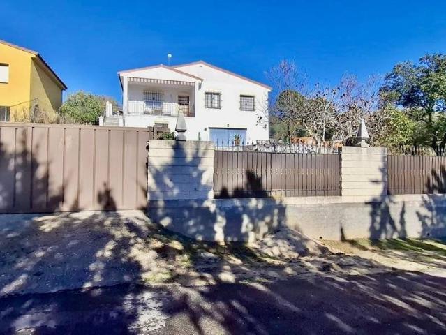 Chalet en venta en Cardiel De Los Montes, Toledo