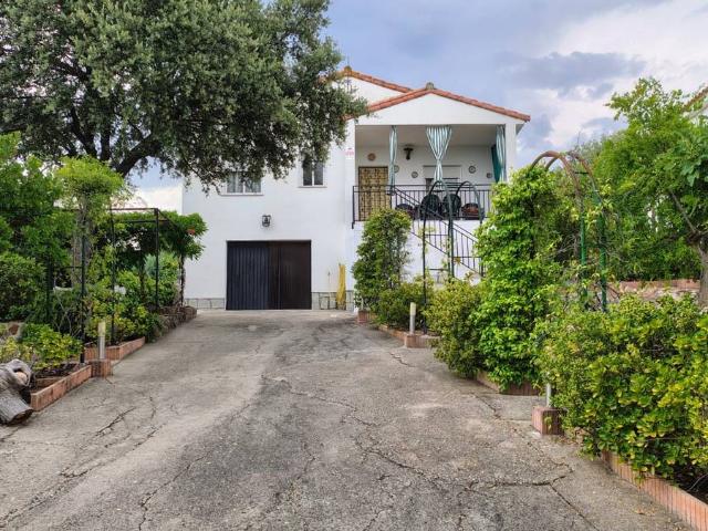 Villa en venta en Cardiel De Los Montes